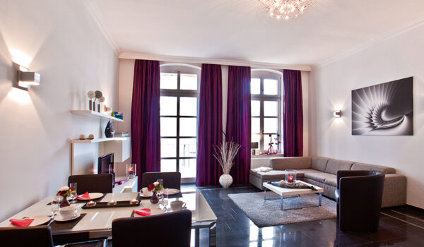 01_gutsschloss_rerik_ferienwohnung_grand_belle_etage_wz_2162 01_gutsschloss_rerik_ferienwohnung_grand_belle_etage_wz_2162