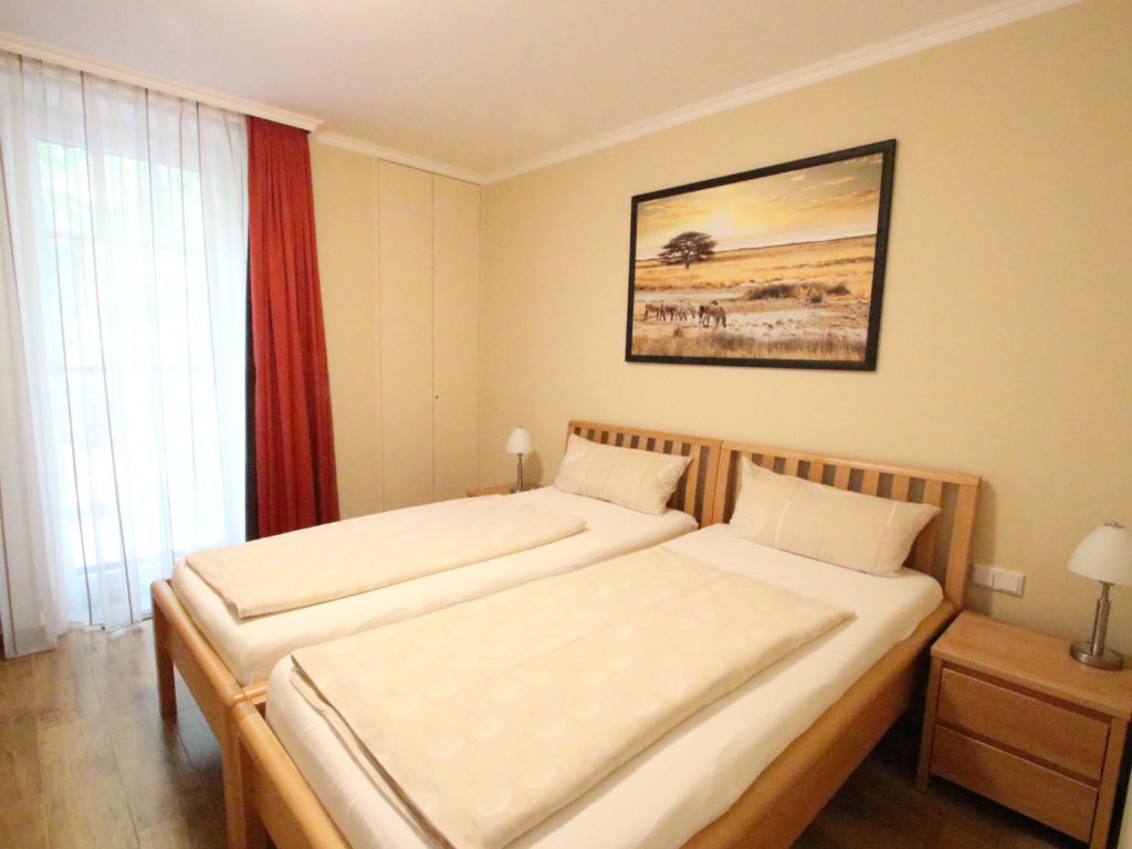 Schlafzimmer2