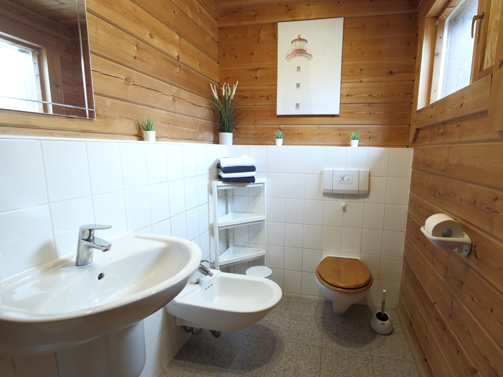 07_ferienhaus_holzperle_am_meer_wc_MG_2811-Kopie