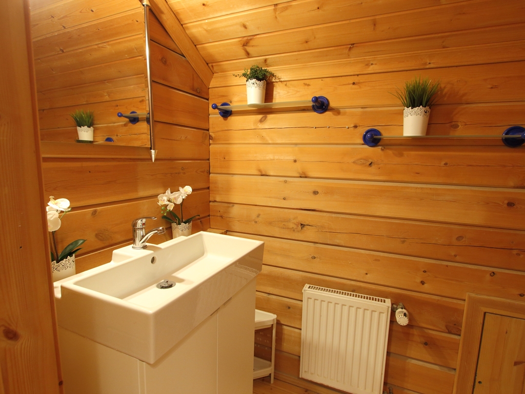 13_ferienhaus_holzperle_am_meer_wc2_MG_2813