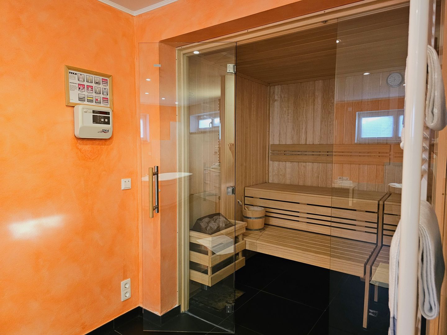 FH_Salzhaffblick_19283542